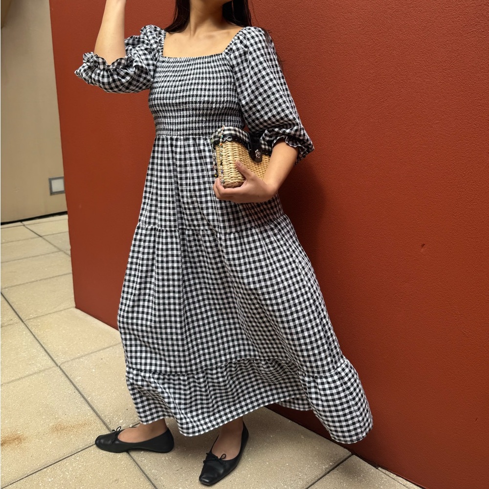 Black and White Gingham Smocked Sundress with Puff Sleeves - Size Medium - Picture 5 of 15